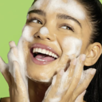 ⁦مقشر للوجه سوفت سكين بالأفوكادو والعسل من سانت ايفز - 170ج⁩ - الصورة ⁦3⁩