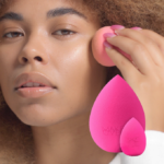 ⁦ميك اوفر22 اسفنجتين دمج بحجمين - MS-02⁩ - الصورة ⁦2⁩