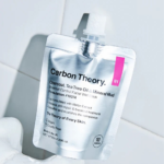 ⁦كاربون ثيوري ماسك وجه مرطب بالفحم وزيت شجرة الشاي والطين المعدني للتحكم بحب الشباب - 10 أقنعة⁩ - الصورة ⁦2⁩