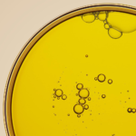 ⁦أكسيس واي غسول زيتي بيوم ريسيتنج بزيت المورينغا - 200مل⁩ - الصورة ⁦3⁩