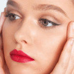 ⁦كحل سائل شوينق من ذا بالم - اسود⁩ - الصورة ⁦3⁩