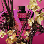 ⁦فالنتينو بورن إن روما دونا - إكسترا دوز بارفيوم⁩ - الصورة ⁦3⁩