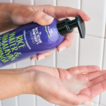 ⁦نوت يور ماذرز‏ شامبو ماء الأرز و الهيمالايا المورينجا - 450 مل⁩ - الصورة ⁦2⁩