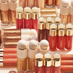 ⁦اضاءة هايلايتر بوزيتيف لايت السائل من رير بيوتي⁩ - الصورة ⁦4⁩