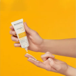 ⁦كريم عالي الحماية من الشمس فوتوديرم ماكس 100 SPF من بايوديرما – 40 مل⁩ - الصورة ⁦2⁩