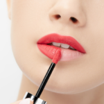 ⁦احمر شفاه روج سائل مطفي من مود ماتشر - فيري شيري⁩ - الصورة ⁦3⁩