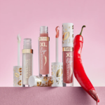 ⁦ايفلين قلوس ملمع ومكبر شفاه اكس لارج ماكسميزر⁩ - الصورة ⁦3⁩