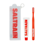 سالترين مجموعة السفر معجون مع فرشاة بالفلورايد للحماية من التسوس - 30جم