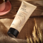 ⁦ذا فيس شوب كلينسر رغوة تنظيف بماء الأرز والأرز البني - 150مل⁩ - الصورة ⁦3⁩