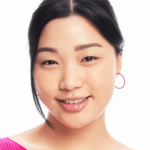 ⁦قلوس ملمع شفاه اكستريم شاين فوليوم من ايسنس⁩ - الصورة ⁦2⁩