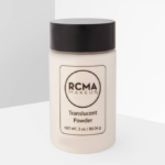 ⁦بودرة مكياج شفافة من ار سي ام أي⁩ - الصورة ⁦2⁩