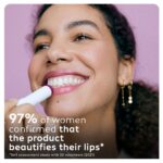 ⁦لابيلو مرطب شفاه بلاك بيري شاين - 4.8جم⁩ - الصورة ⁦3⁩