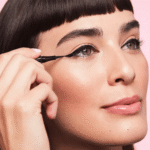 ⁦قلم كحل سائل رولار لاينر من بنفت - أسود⁩ - الصورة ⁦2⁩