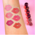 ⁦احمر شفاه روج ساتين كيس من ريفلوشن - شوفير⁩ - الصورة ⁦3⁩