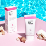 ⁦كي سيكرت واقي الشمس كالامين سيكرت مع لون وردي بعامل حماية +50 - 50 مل⁩ - الصورة ⁦3⁩