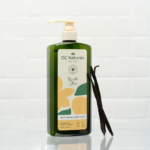 ⁦او سي ناتشورالز غسول الجسم المرطب بالفانيليا وزبدة الشيا - 725 مل⁩ - الصورة ⁦3⁩