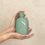 ⁦سيمي ديلينو شامبو لفروة الرأس منشط لتساقط الشعر- 250 مل⁩ - الصورة ⁦2⁩