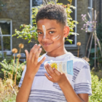 ⁦كريم حماية من الشمس 50+ SPF من تشايلدز فارم - 125مل⁩ - الصورة ⁦2⁩