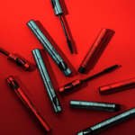 ⁦ايسنس ماكسيموم ديفنشن ماسكرا للتكثيف⁩ - الصورة ⁦2⁩