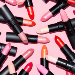 ⁦غوش أحمر شفاه روج فيلفيت تاتش مات⁩ - الصورة ⁦2⁩