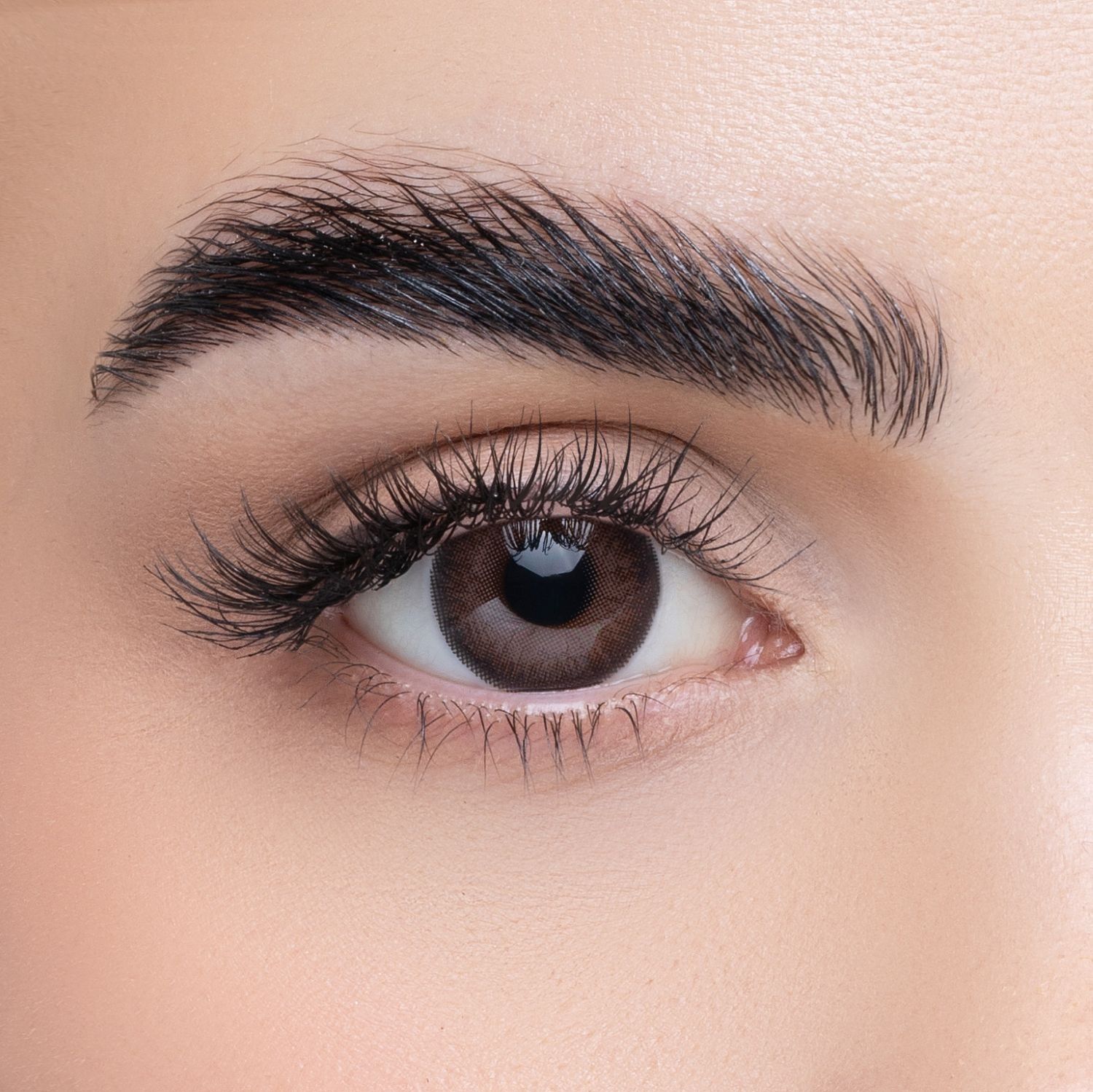 98269049_1742376549_aad41b200cf272759fd722b4158b0f03 عدسات زينة ملونة من بيوتيس - غلوومي - الصورة 1